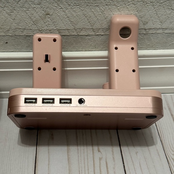 Apple Watch, iPhone and AirPod Charging Station - Picture 3 of 8